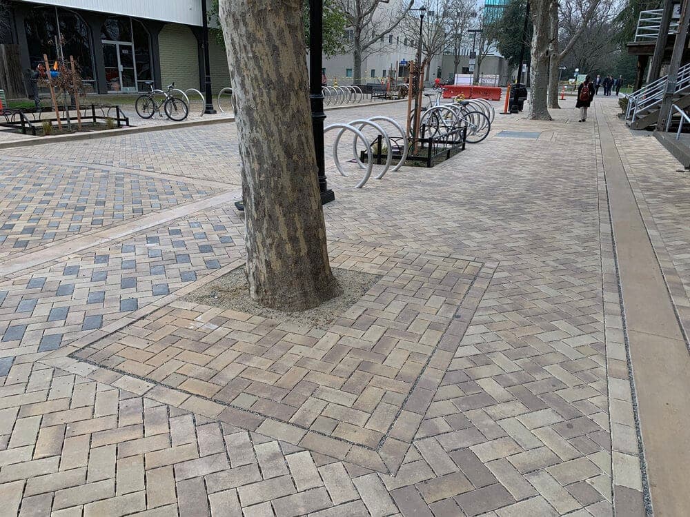 High-quality concrete pavers and cobblestones